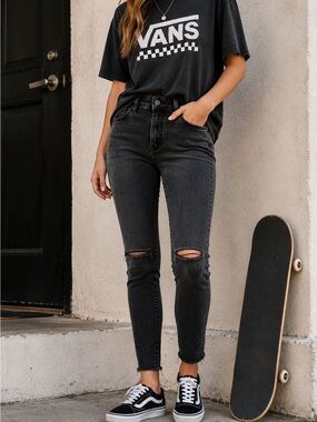 Vans Black Acid Wash Distressed Skinny Jeans Size 9/29 Raw Hem